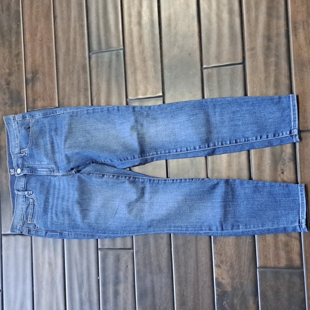 GAP skinny jeans